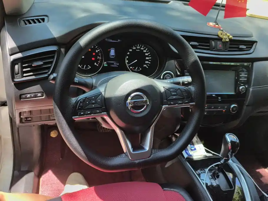 Nissan X-Trail — миниатюра 15
