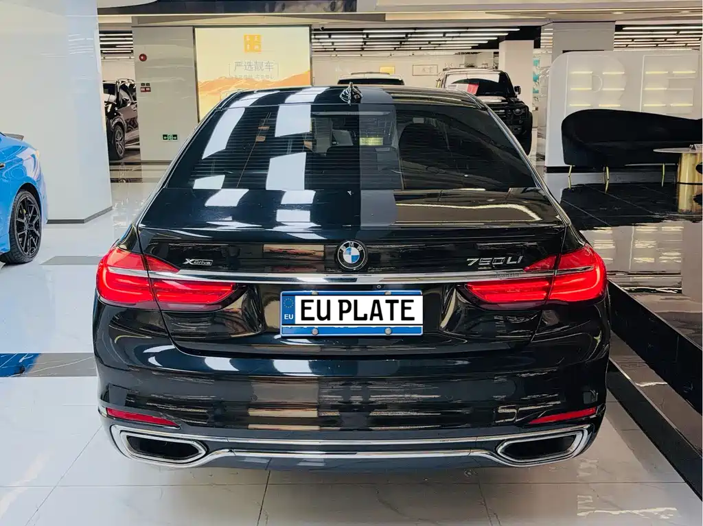 BMW 7 Series 7 2017 750Li xDrive мест