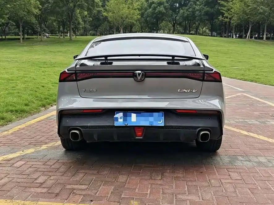 Changan UNI-V — миниатюра 8