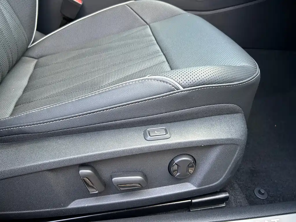 Volkswagen Passat — миниатюра 26