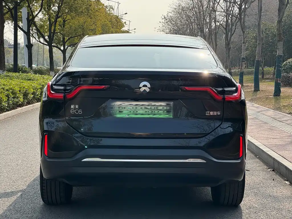 NIO NIO EC6