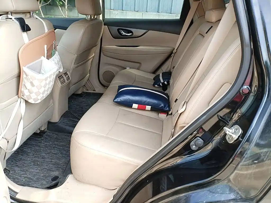 Nissan X-Trail — миниатюра 17
