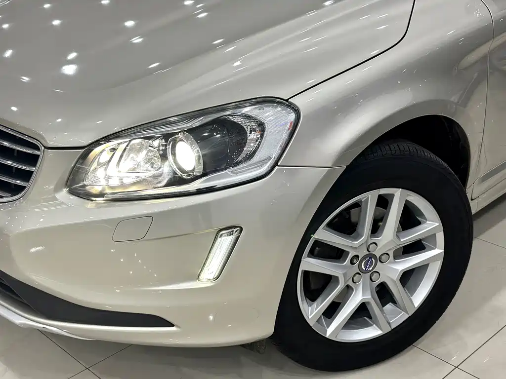 Volvo XC60 — миниатюра 30