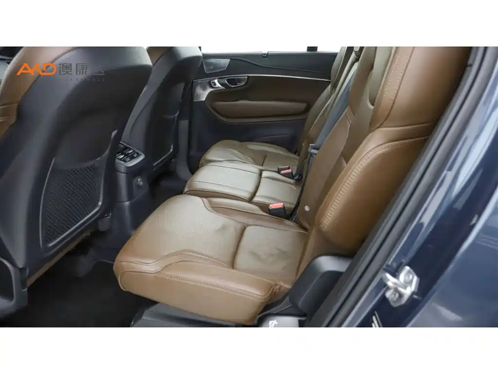 Volvo XC90 2021 E T8 Luxury 7 мест