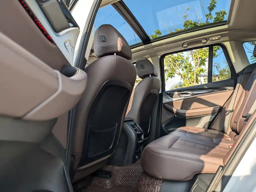 BMW X3 — миниатюра 15