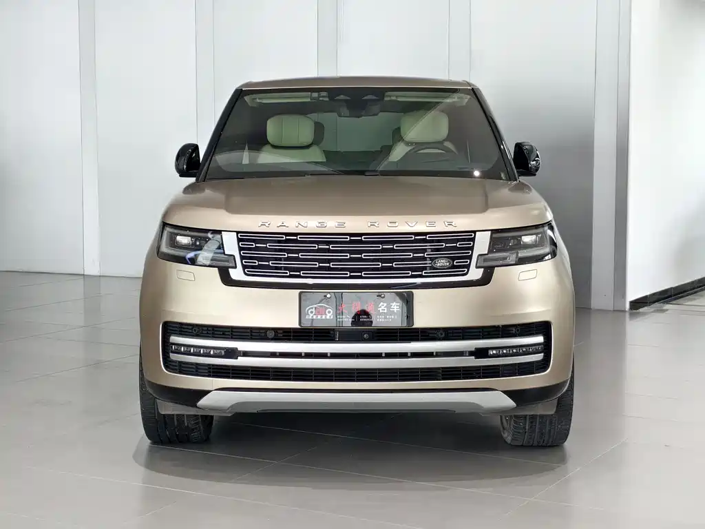 Land Rover Range Rover 2023 4.4 V8 530PS