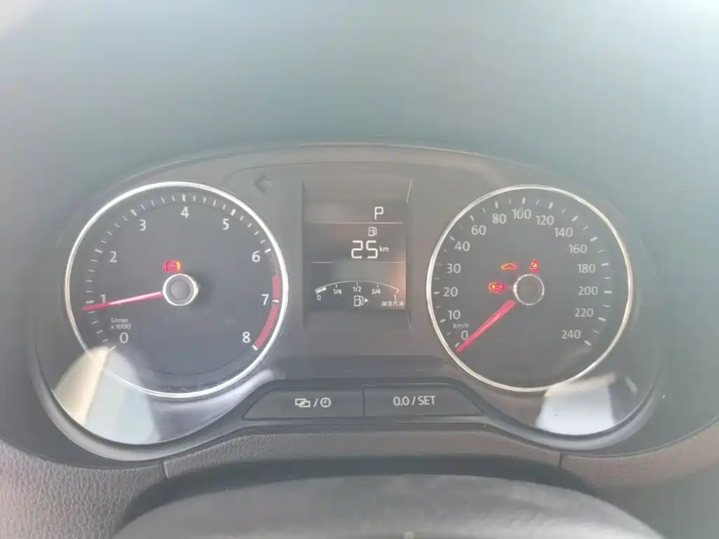 Volkswagen Polo — миниатюра 4