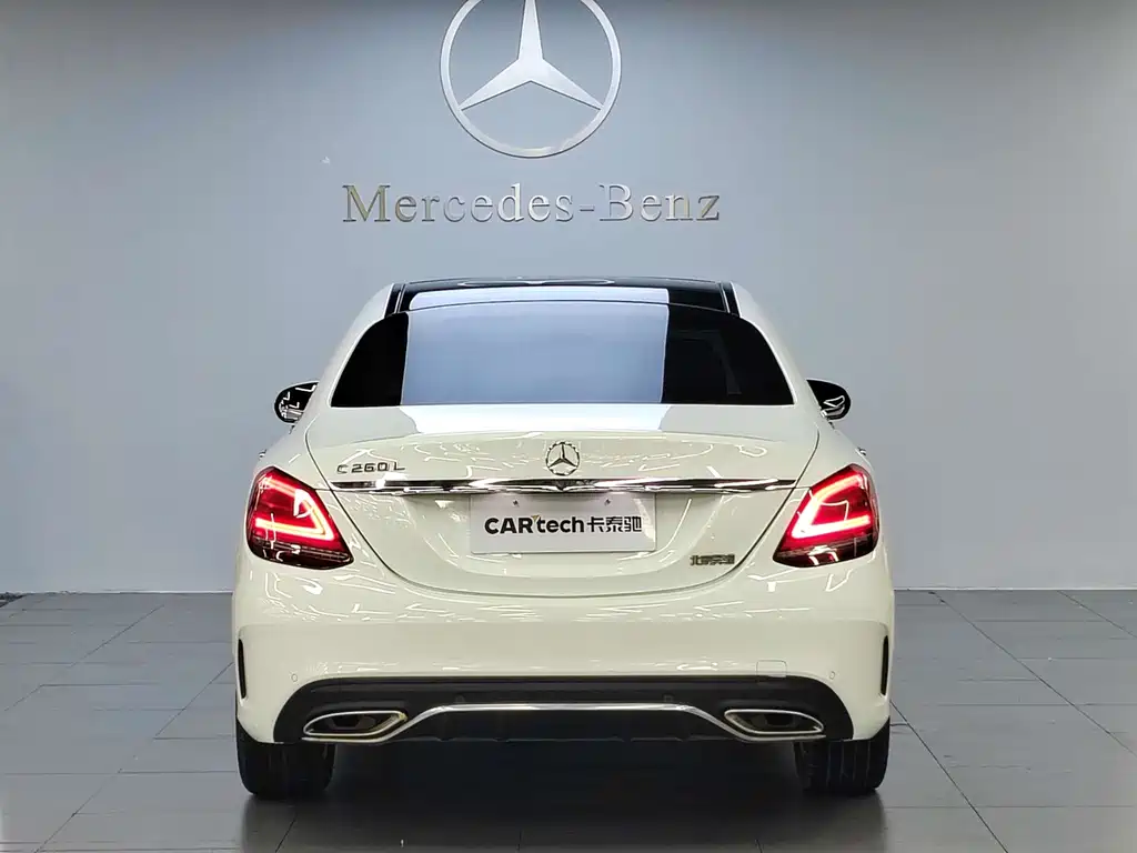 Mercedes-Benz C-Class — миниатюра 6