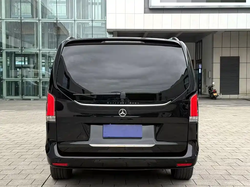 Mercedes-Benz V-Class — миниатюра 8