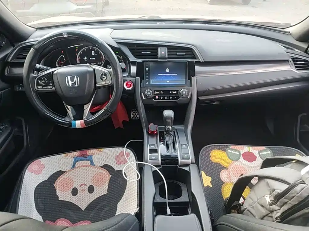 Honda Civic — миниатюра 10