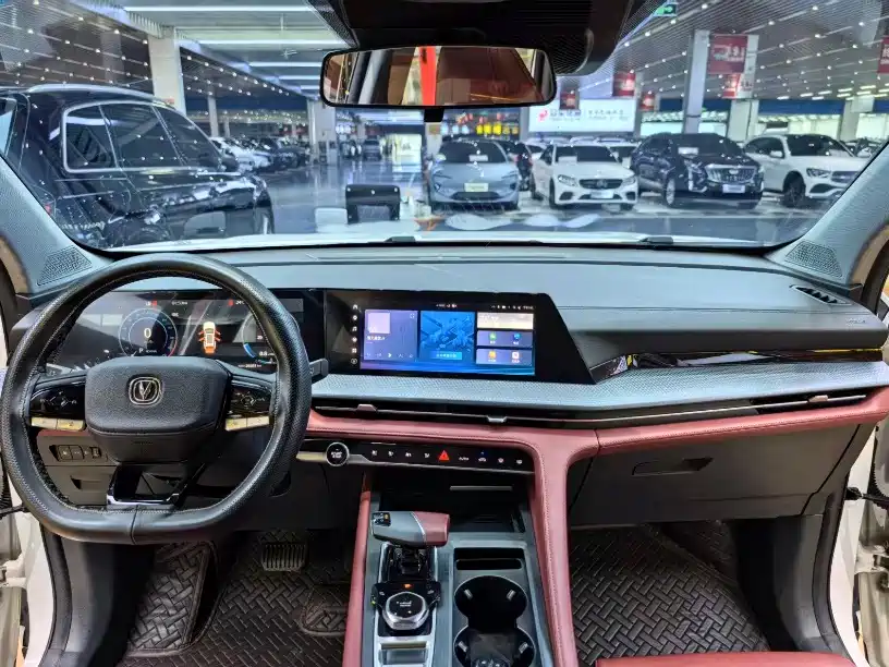Changan Changan CS75PLUS — миниатюра 6