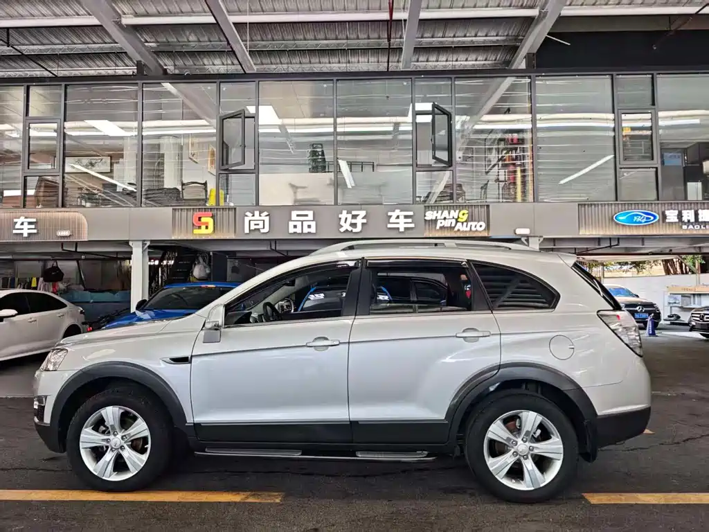 Chevrolet Captiva — миниатюра 5