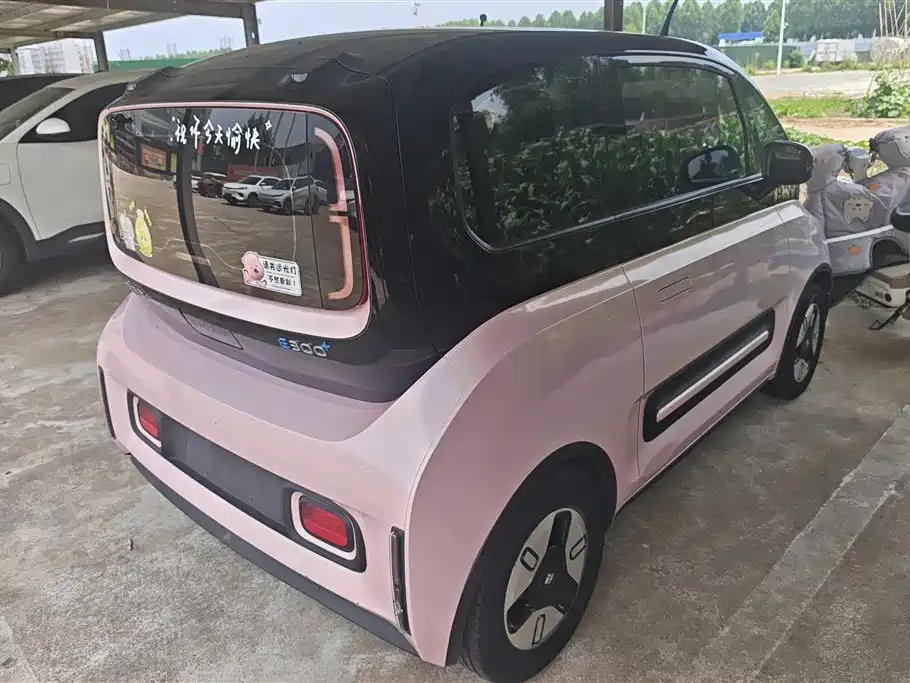 Baojun E300 — миниатюра 3