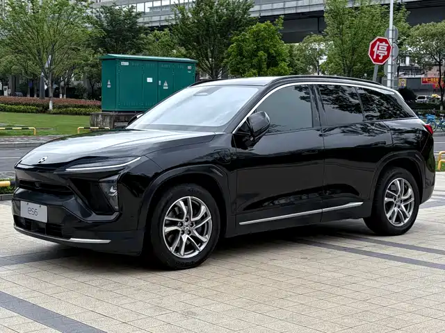 2021 Nio ES6