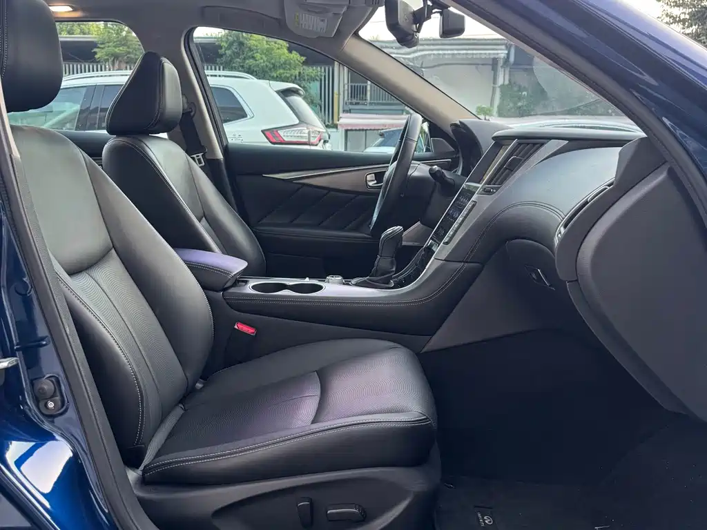 Infiniti Q50L — миниатюра 17