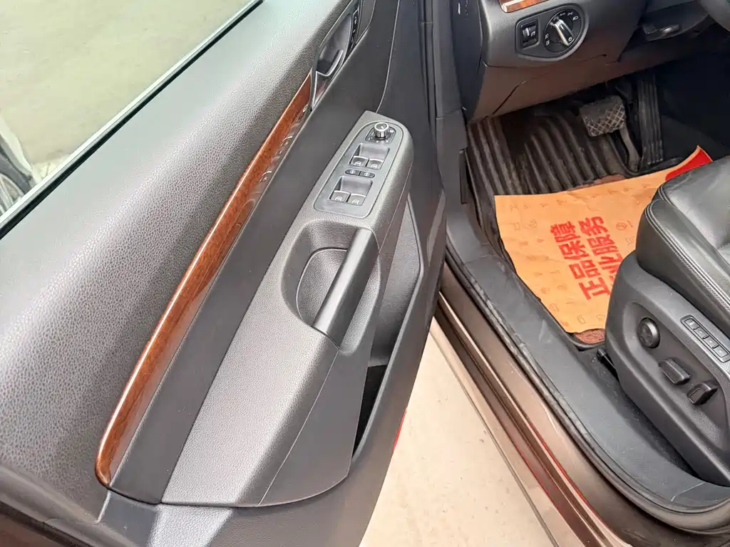 Volkswagen Sharan — миниатюра 7
