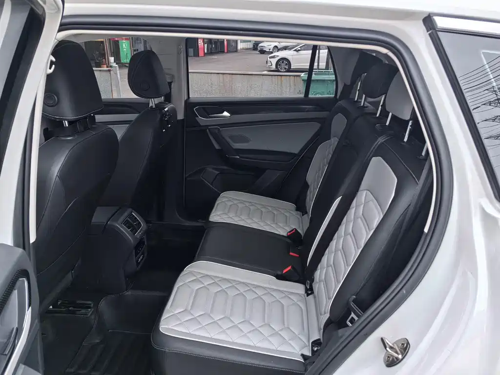 Volkswagen Tayron — миниатюра 9