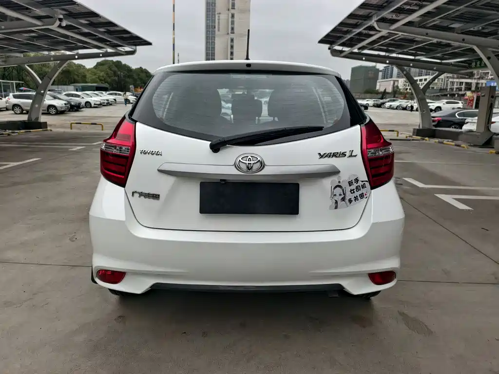 TOYOTA YARIS L ZHIXUAN