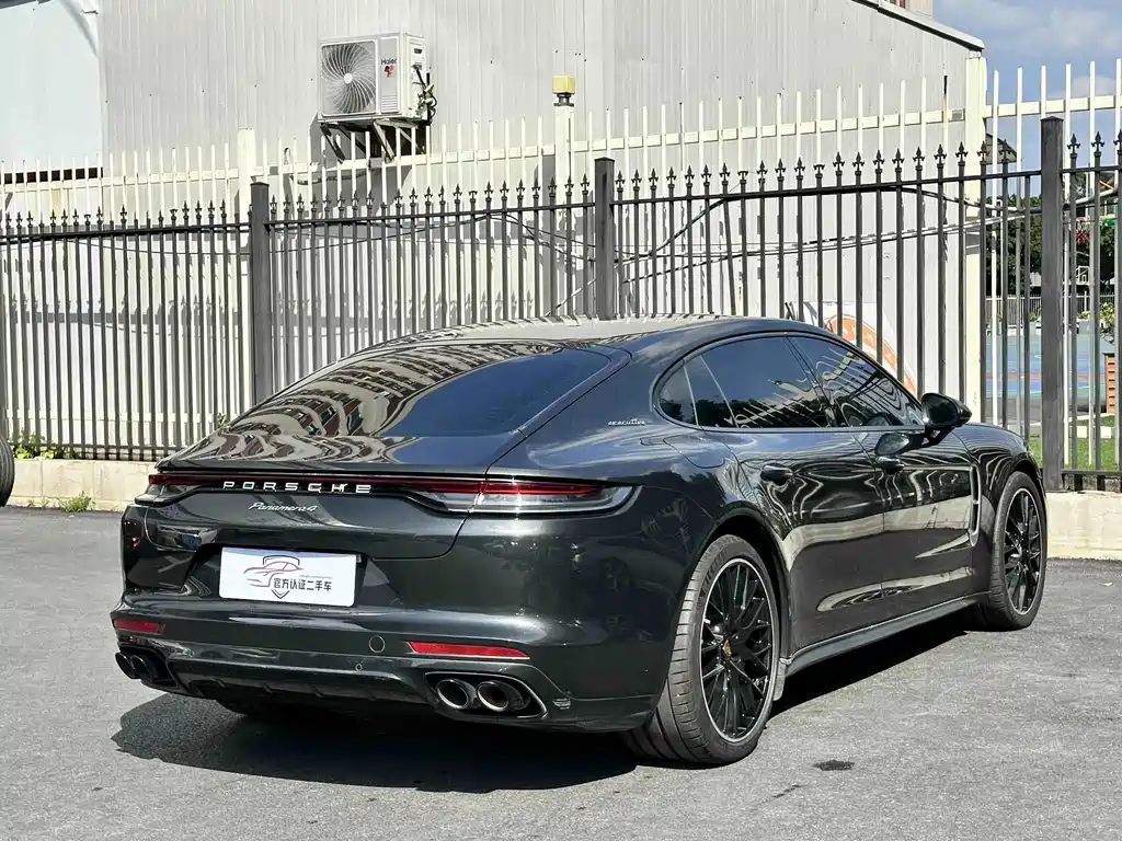 Porsche Panamera — миниатюра 17