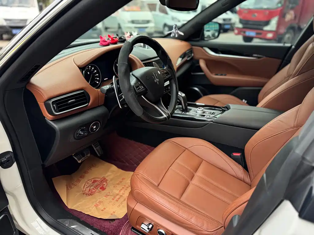 Maserati Levante — миниатюра 9