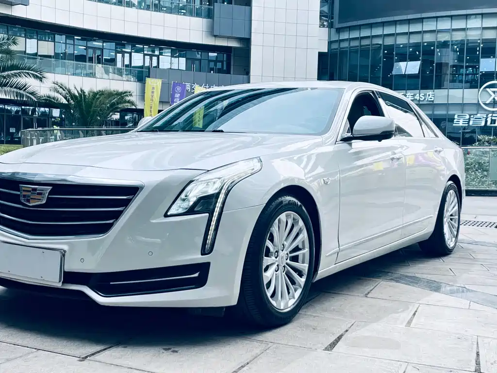 CADILLAC CT6