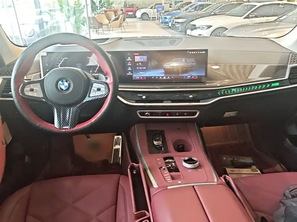 BMW X5 2023 xDrive 30Li Premium M Sport