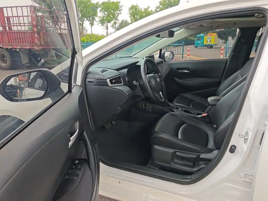 Toyota Corolla — миниатюра 16