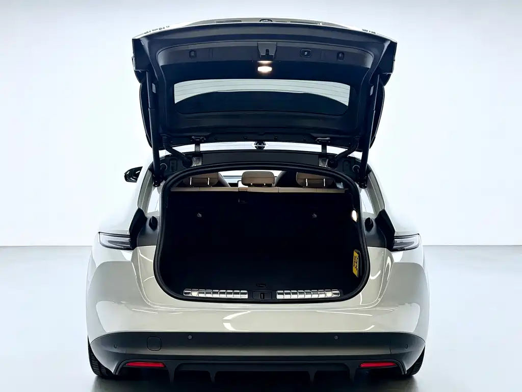 NIO ET5T — миниатюра 18