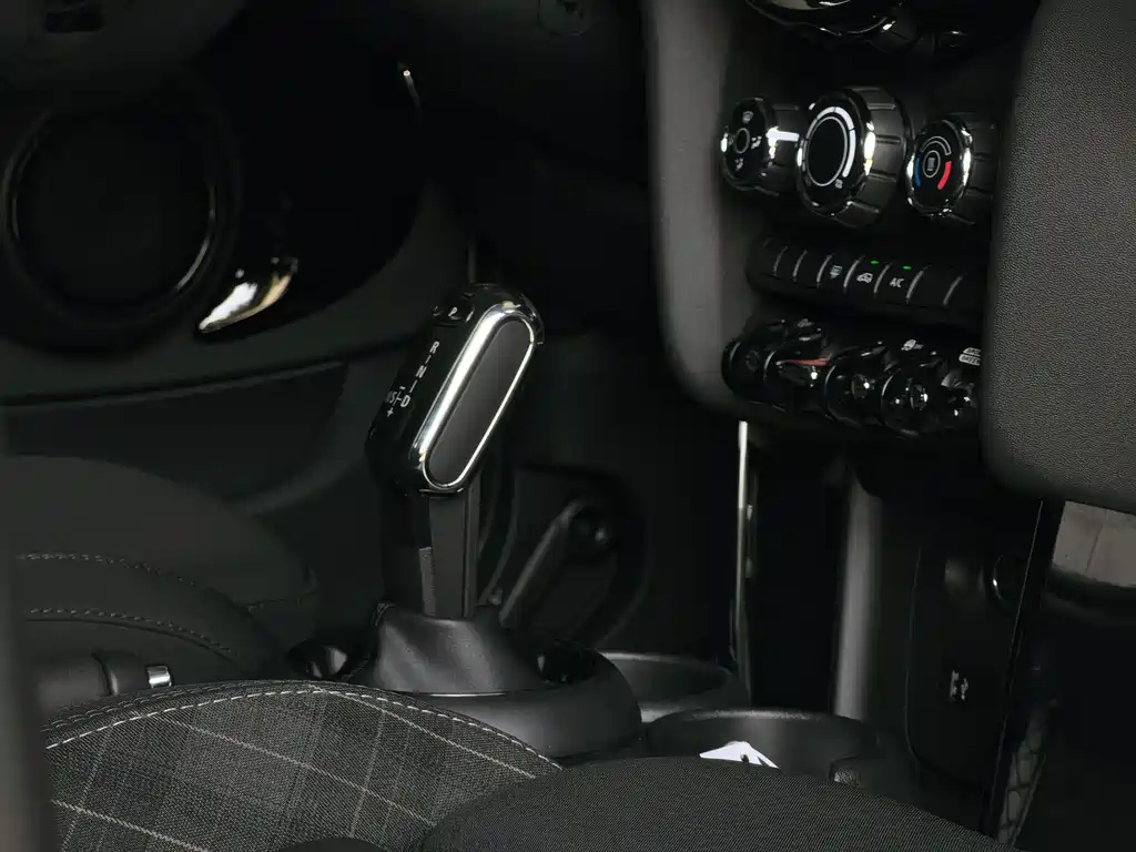 MINI Mini — миниатюра 6