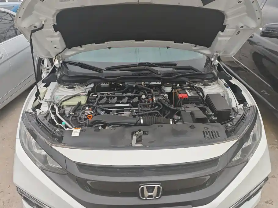 Honda Civic — миниатюра 10