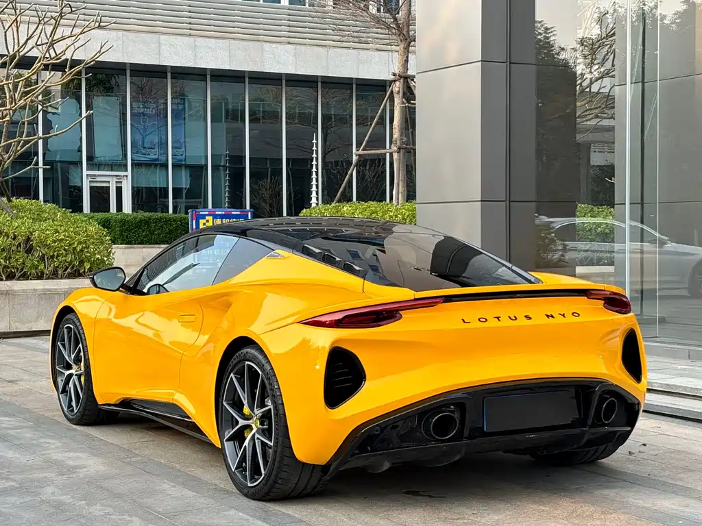 LOTUS SPORTS CAR EMIRA