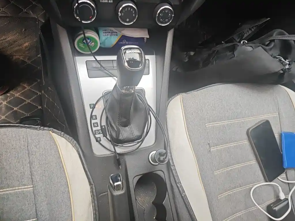 Skoda Octavia 2017 1.6L AT