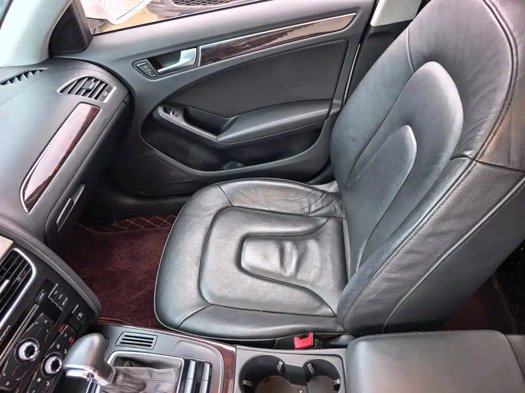 Audi A4L — миниатюра 13