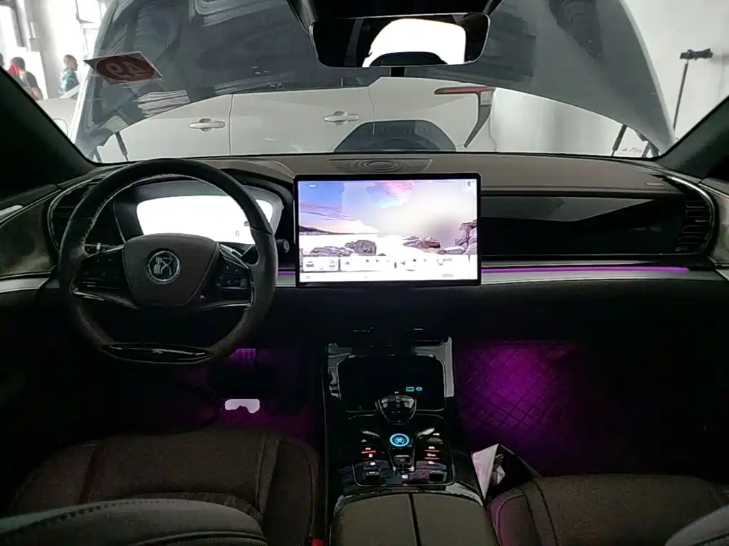 BYD Han — миниатюра 10