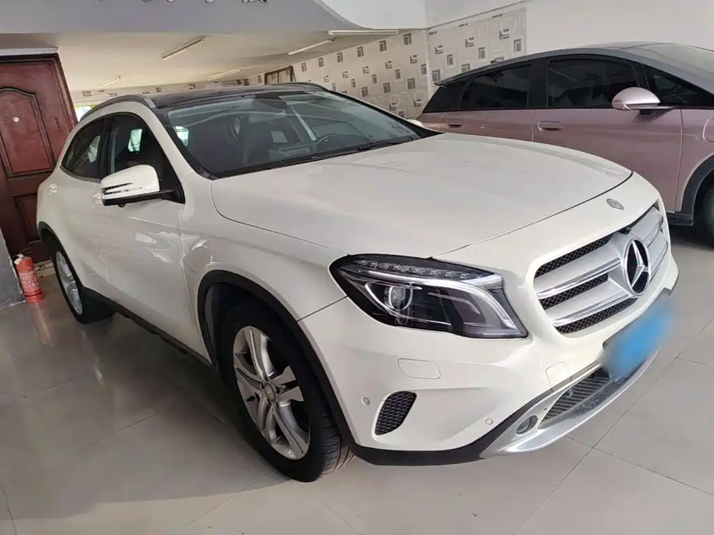 Mercedes-Benz GLA (Import) — миниатюра 4