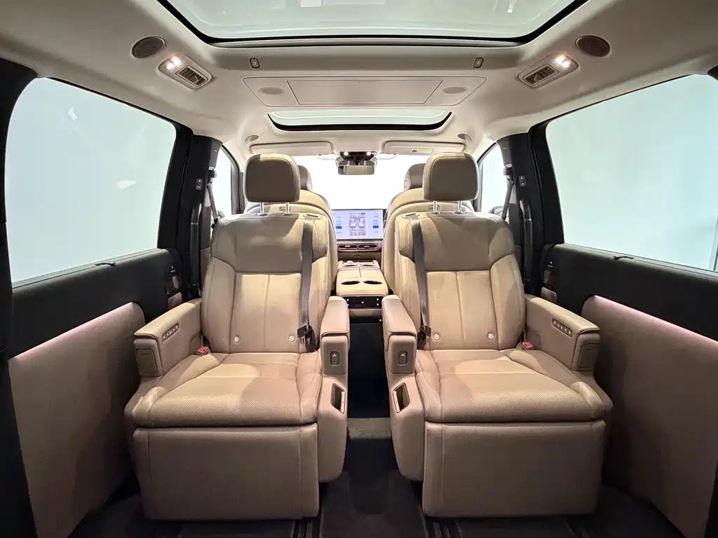 Li Auto Li MEGA — миниатюра 20
