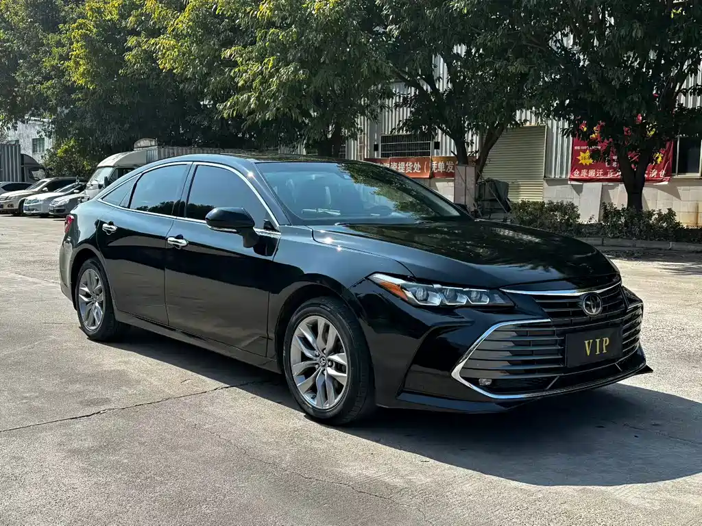 Toyota Avalon — миниатюра 3