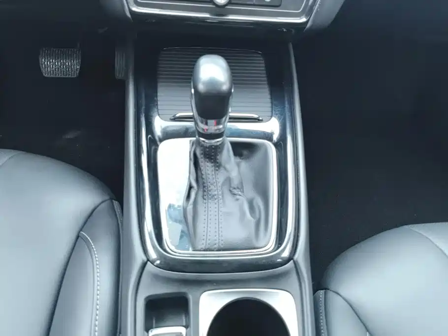 Roewe i5 — миниатюра 16