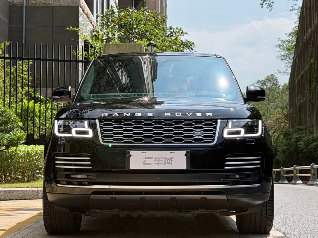 Land Rover Range Rover — миниатюра 2