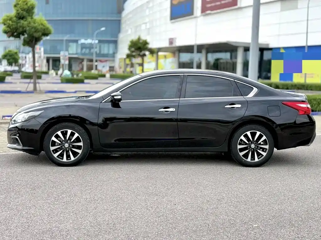 Nissan Teana — миниатюра 5