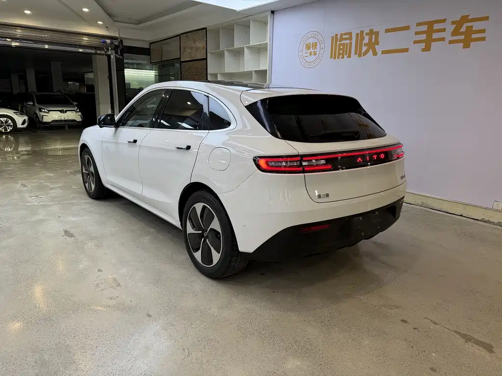 AITO Wenjie AITO M5 — миниатюра 7