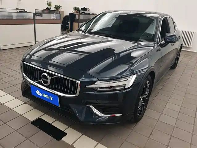 VOLVO S60 2020