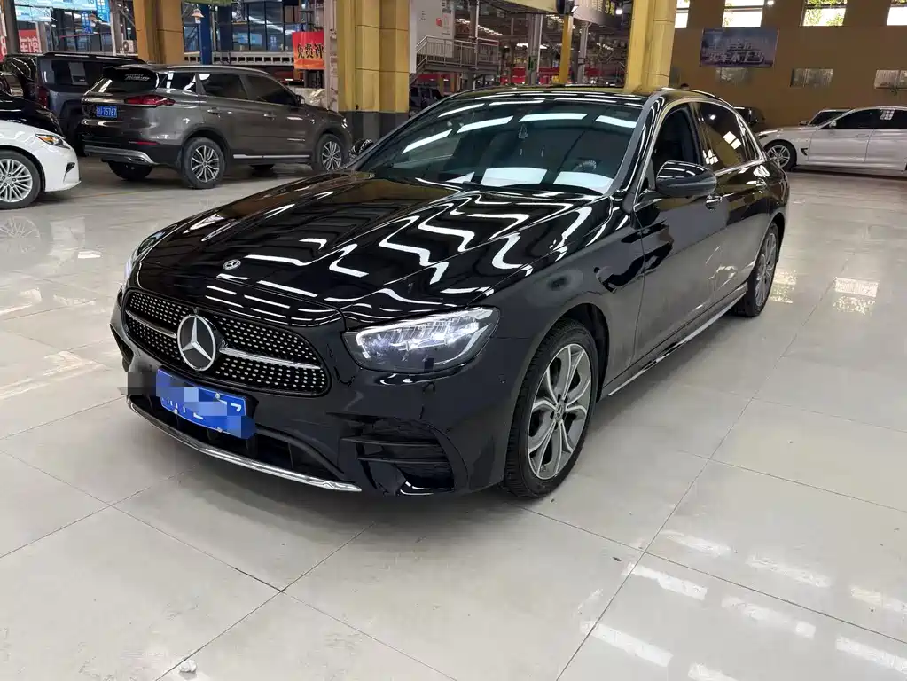 Mercedes-Benz E-Class 2021