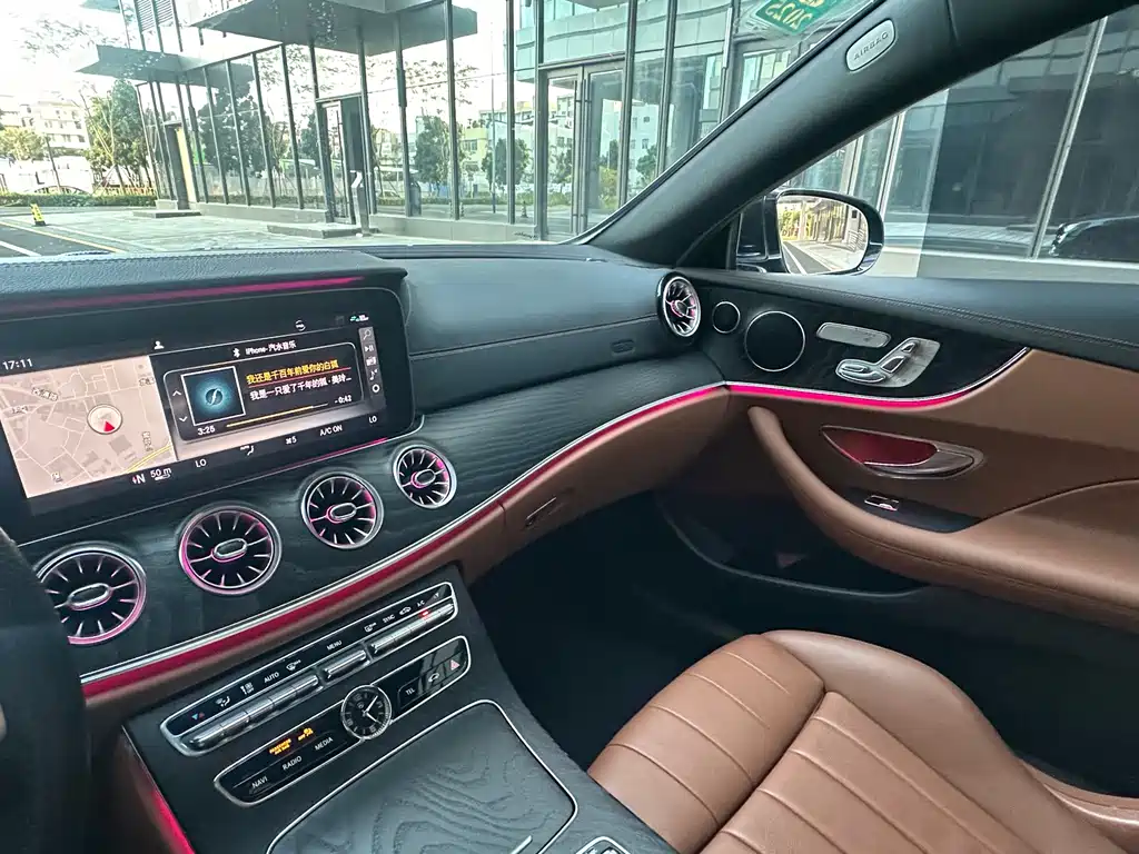 Mercedes-Benz E-Class (Import) — миниатюра 18