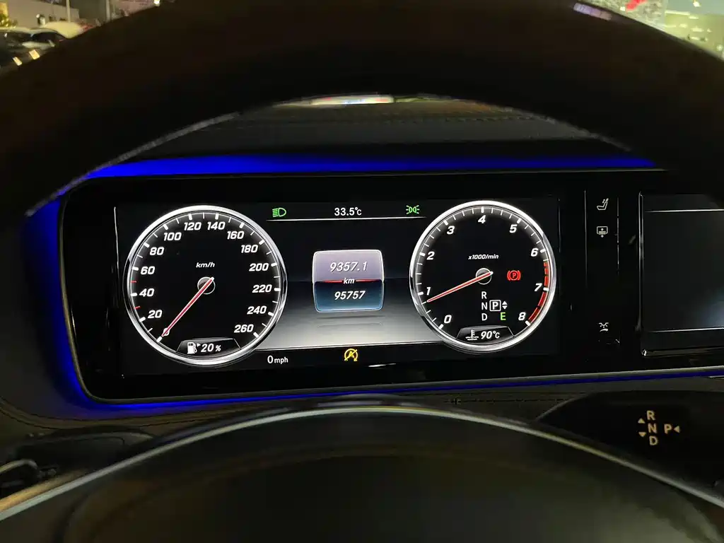 Mercedes-Benz S-Class — миниатюра 5