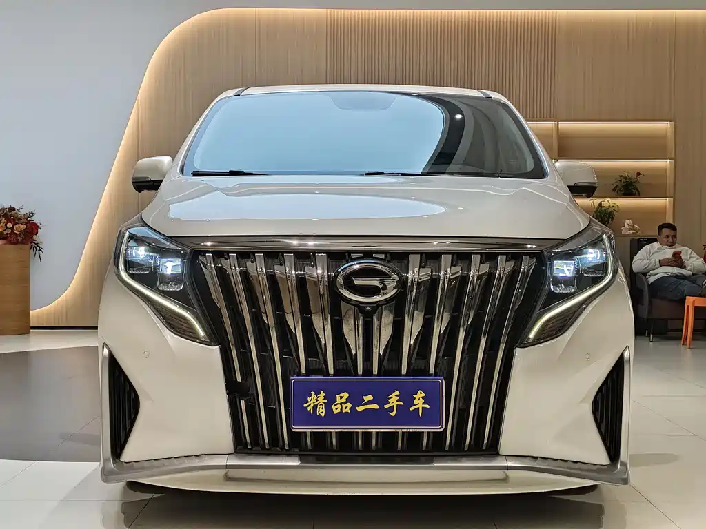GAC TRUMPCHI M8
