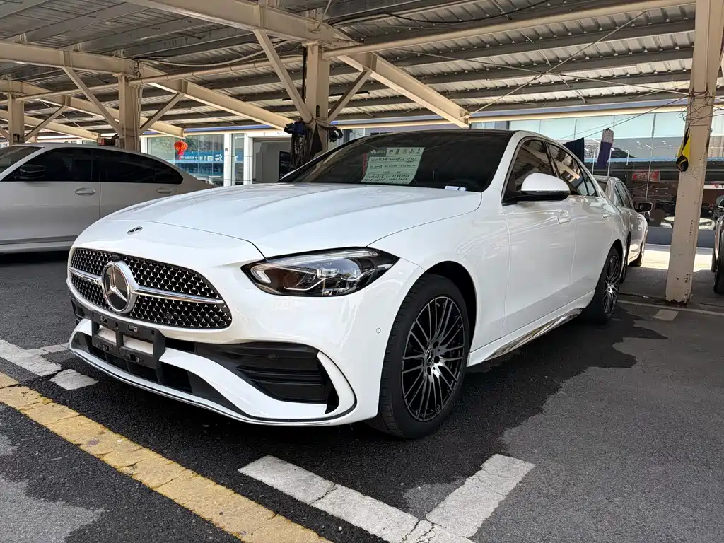 Mercedes-Benz C-Class 2022