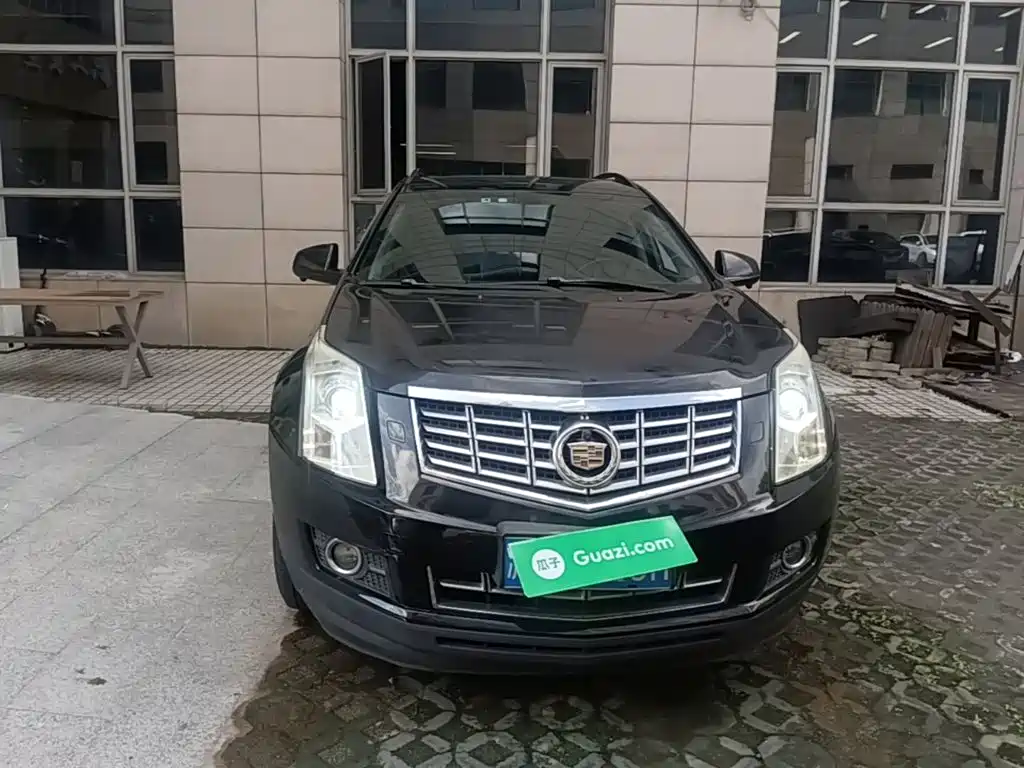 Cadillac SRX — миниатюра 3