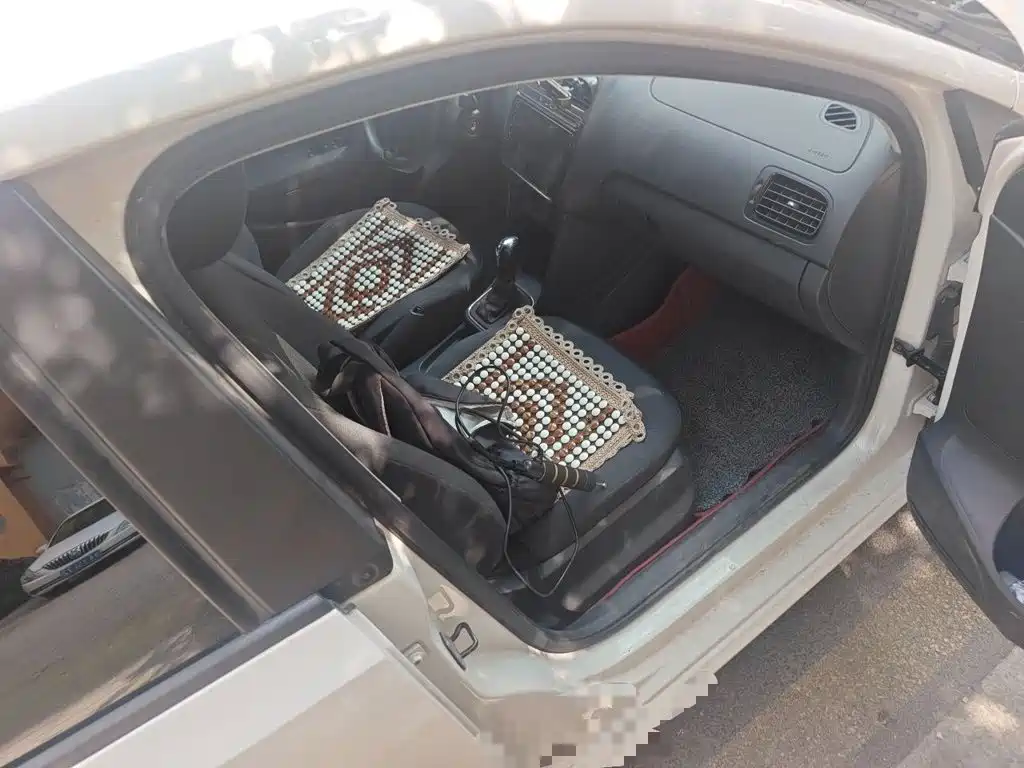 Volkswagen Polo — миниатюра 18