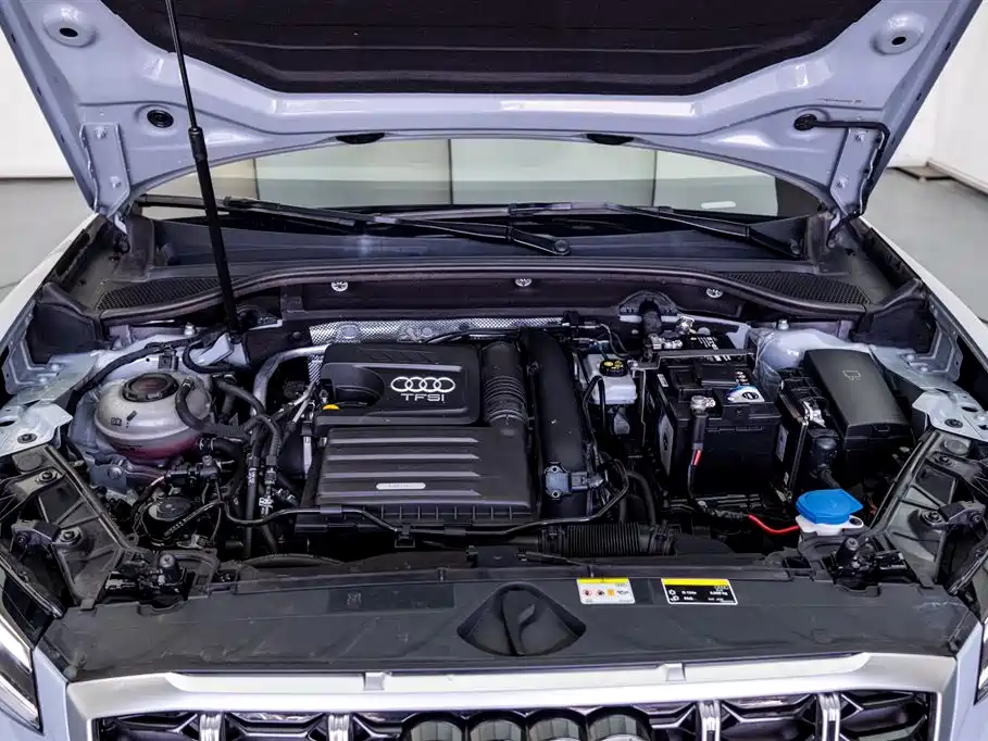 Audi Q2L 2022 35 TFSI Fashion